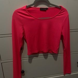 Hot pink crop top!